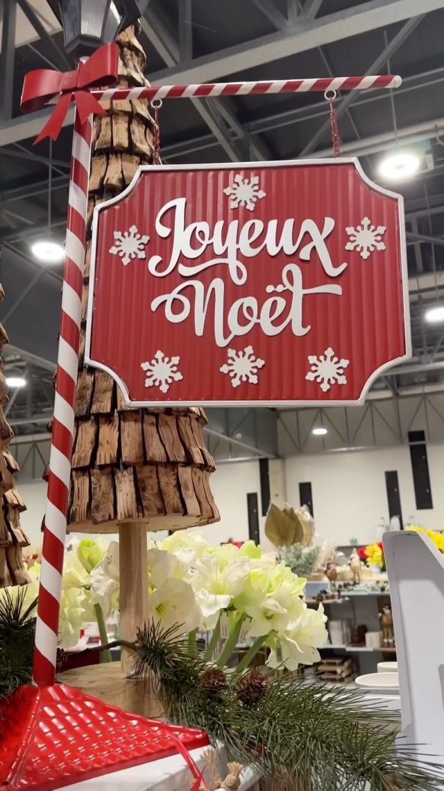 À moins d’un mois de Noël 🎄, les grossistes du MIN vous attendent et sont prêts!!! 

Les #sapins 🎄sont de retour!
- Curti et Bianchini vous attendent sous la Halle aux fleurs avec entre autre des #sapins #labelrouge de #savoie
- Mourgues qui vient de @villedemoissac vous attendent à l’entrée du MIN (à gauche après les barrières) avec principalement des sapins #nordmann du #danemark 
🎄🎄🎄🎄🎄🎄🎄🎄🎄🎄🎄🎄🎄🎄🎄🎄

Chez @la.nonna.lina.pastificio les #pannetone attendent les gourmands😋

Chez @canolle.fleurs, @groupe_bianchini et @renauddistribution les décorations de Noël en tous genres et les fleurs de Noël sont installés…

Bref Noël approche… 

🎄🎄🎄🎄🎄🎄🎄🎄🎄🎄🎄🎄🎄🎄🎄

#toulouse #toulousemaville #bientotnoël #noel #horticulteurs #preparernoel